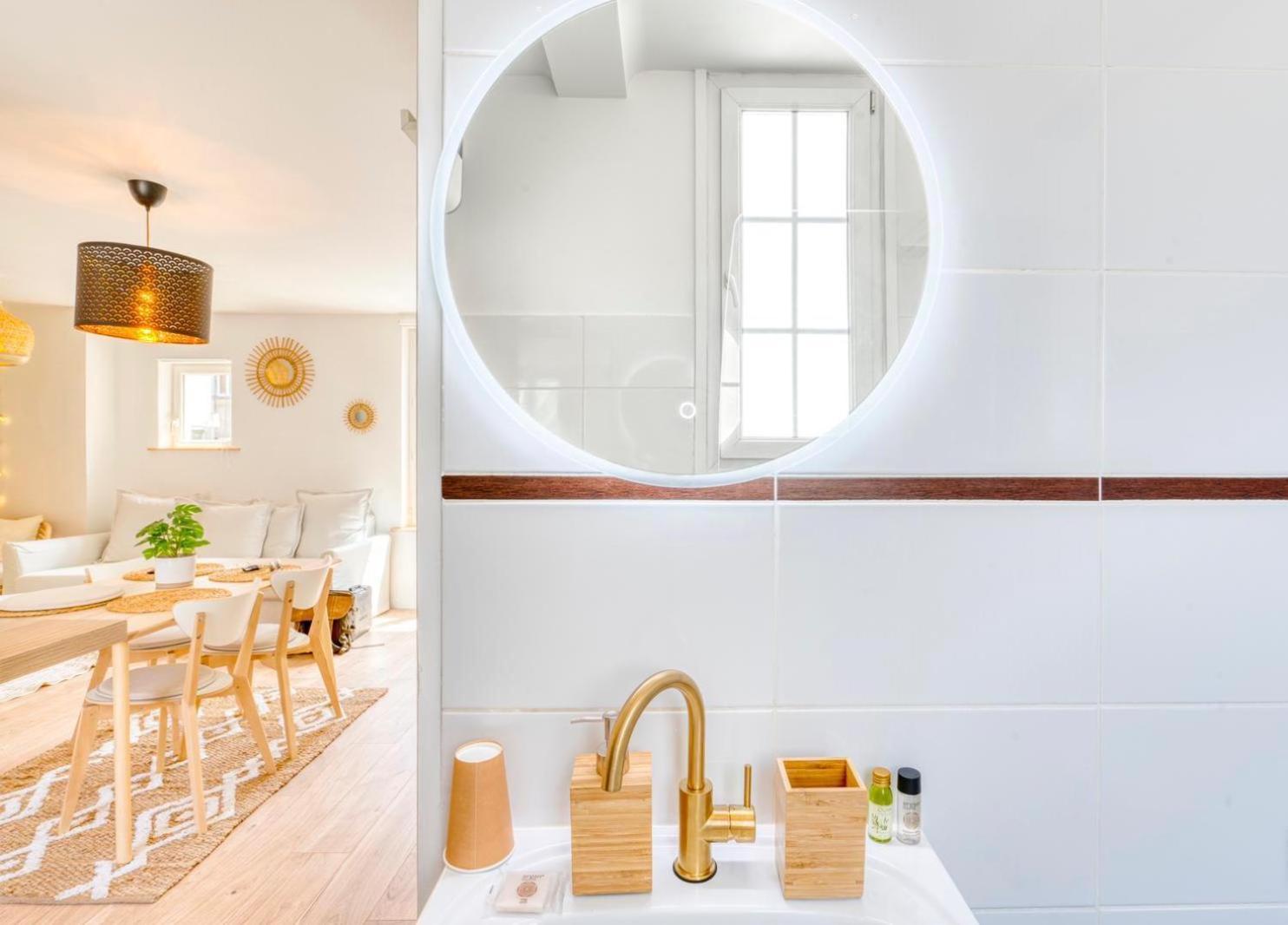 Apartmán Le Petit Coin De La Rue Basse Caen Exteriér fotografie